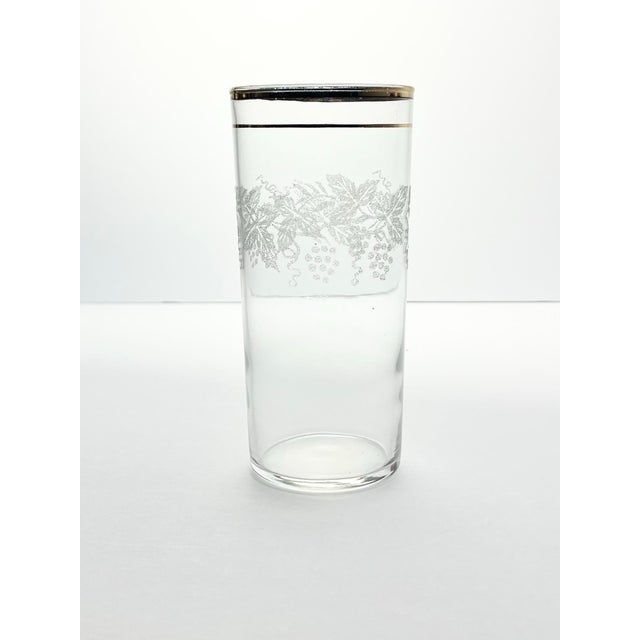 Mid-Century Modern 1950s Vintage Bartlett Collins 6 Grape Design Highball Tumbler Glasses For Sale - Image 3 of 4