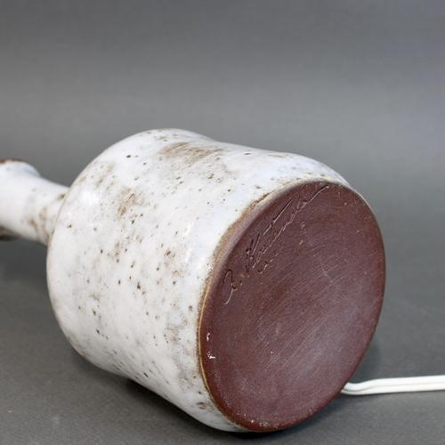 White Mid-Century Ceramic Table Lamp by Alexandre Kostanda, Vallauris, France, 1960s For Sale - Image 8 of 11
