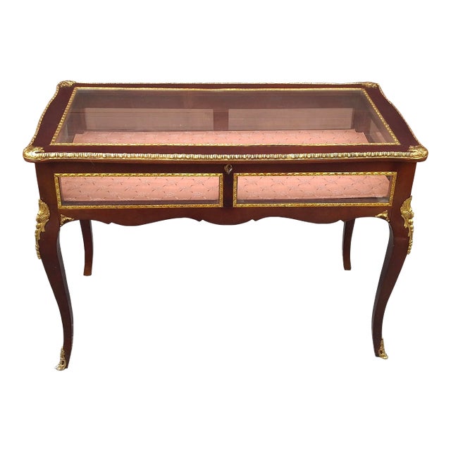 Mid 20th Century Louis XV Style Gilt Bronze Mounted Mahogany Bijouterie or Vitrine Display Table. For Sale