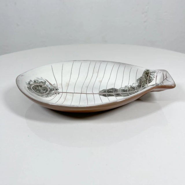 Mid-Century Modern Ceramic Fish Plate by Tackett & Fujita, 1960s For Sale In San Diego - Image 6 of 13