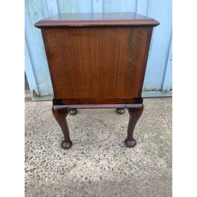 Antique George Style Burlwood Inlaid Night Stand Bedside Cabinet For Sale - Image 10 of 10