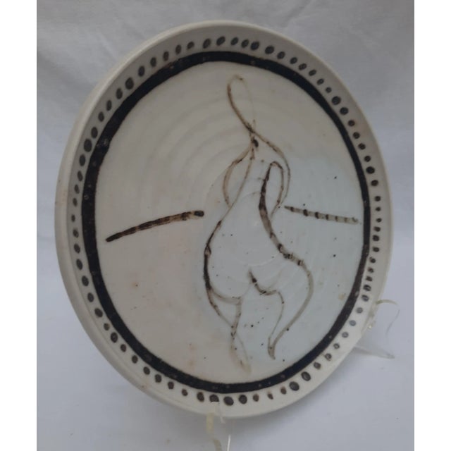 1980s Modernist Hand Painted Studio Pottery Ceramic Wall Art Plate, Attributed to Dave Streeter For Sale - Image 5 of 10