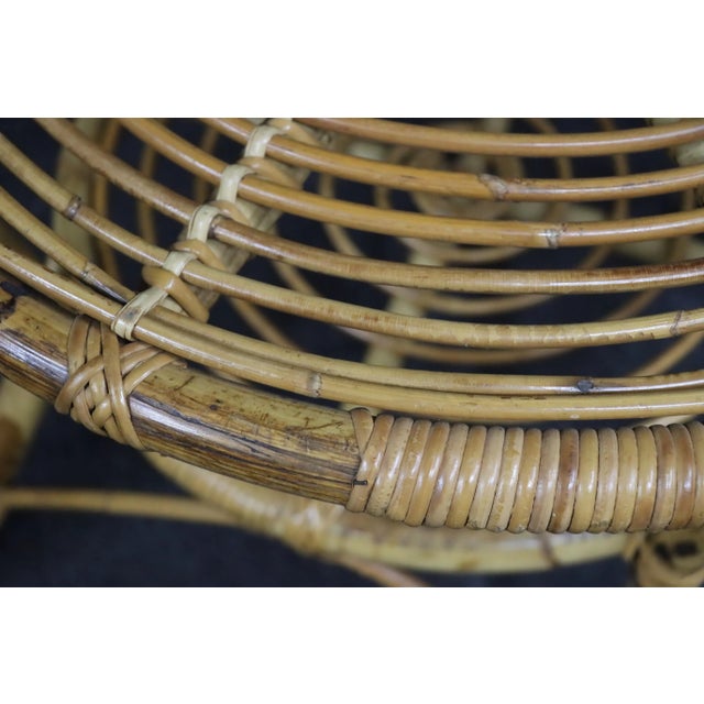 1960s Italian Bamboo Rattan Bohemian Round Coffee Table For Sale - Image 5 of 6