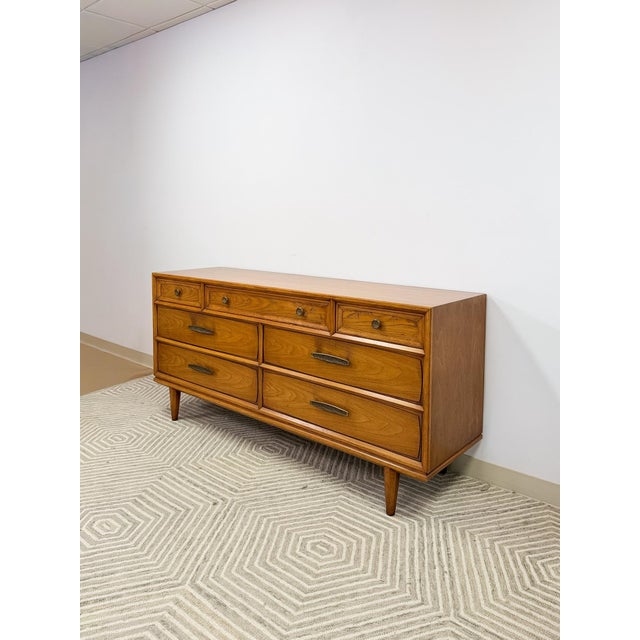 Mid-Century Modern Heritage MCM Lowboy 7-Drawer Dresser Unique Brass Pulls Vintage Long Dresser For Sale - Image 3 of 14