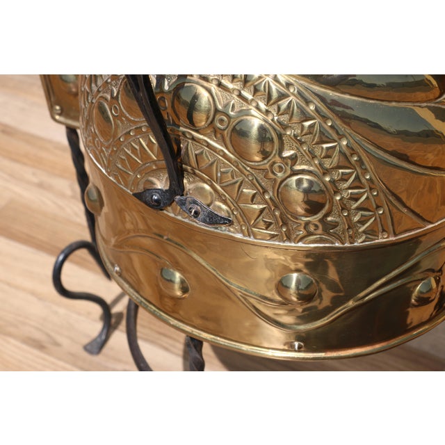 19th Century Dutch Brass & Wrought Iron Curfew Fireplace Hood | Antique Hearth Canopy | Hand-Forged Fire Screen For Sale In Los Angeles - Image 6 of 18