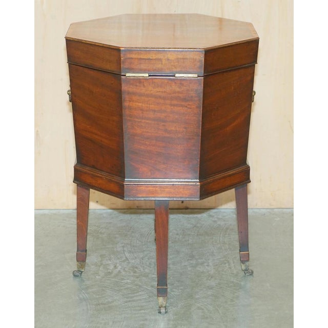 George III Hardwood Wine Cooler Cellarette, 1780s For Sale - Image 15 of 18