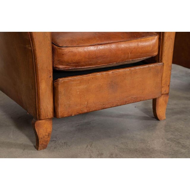 English Tan Leather Club Armchairs, 1920, Set of 2 For Sale - Image 11 of 17