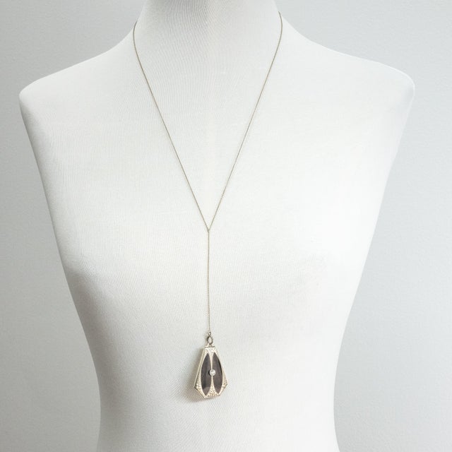 Early 20th Century Art Deco White Gold Diamond Onyx Memorial Locket Pendant Necklace For Sale - Image 4 of 6