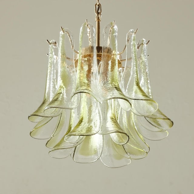 This Italian chandelier was made by La Murrina in the 1970s and is a refined and atmospheric lighting piece that...