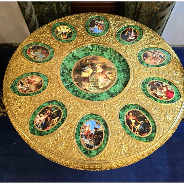 Rococo Round Dining Table With Gold Details & Green Finish For Sale In Miami - Image 6 of 7