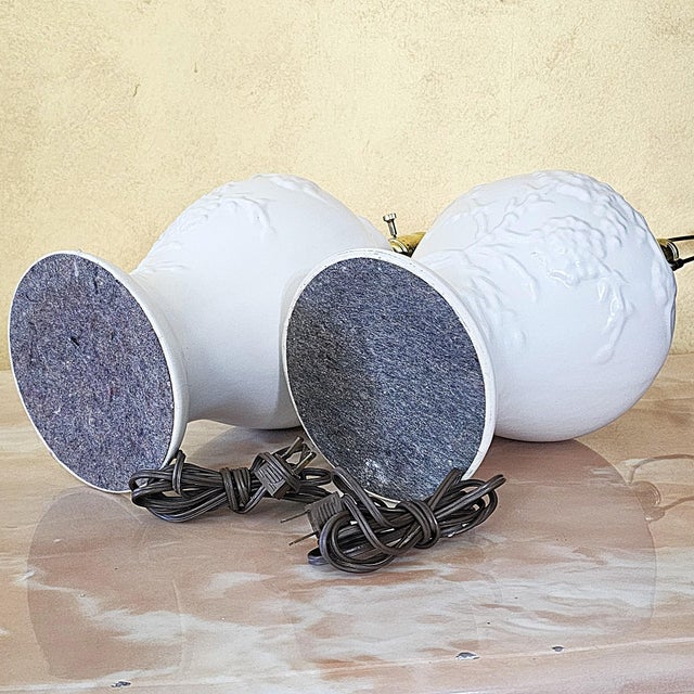 Pair of Vintage White Ceramic Ginger Jar Table Lamps With Floral Relief & Diane Shades For Sale - Image 9 of 18