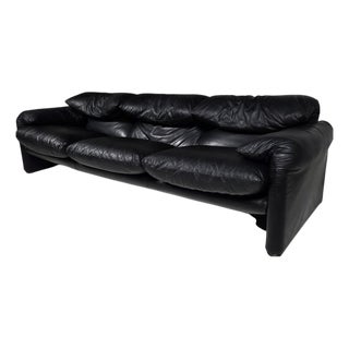 Maralunga Sofa in Black Leather by Vico Magistretti for Cassina, 1970s For Sale