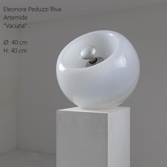 Glass Vacuna Table Lamp by Eleonore Peduzzi Riva for Artemide For Sale - Image 6 of 10
