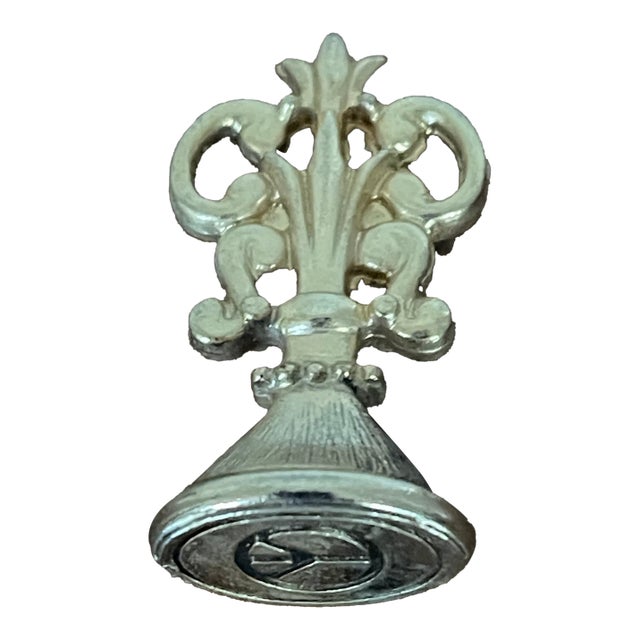 Mid 20 Th Century Bronze Stamp Seal Peace Sign For Sale