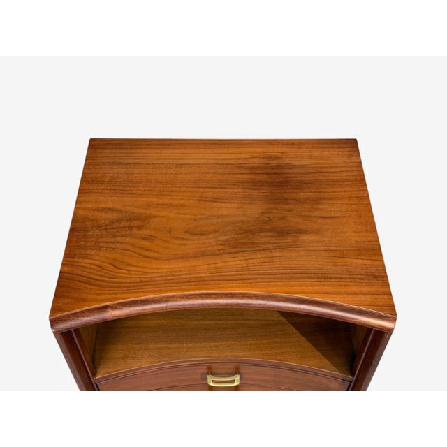 Paul Frankl, John Stuart, Concave Nightstands, Walnut, Brass, Usa, 1950s For Sale - Image 11 of 16