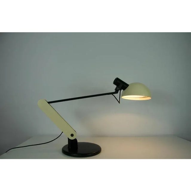 Praxi Table Lamp attributed to Bruno Gecchelin for Guzzini, Italy, 1983 For Sale - Image 12 of 14