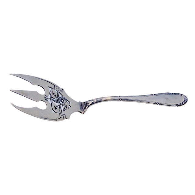 Fish Serving Fork in Scalloped Silver For Sale - Image 3 of 3