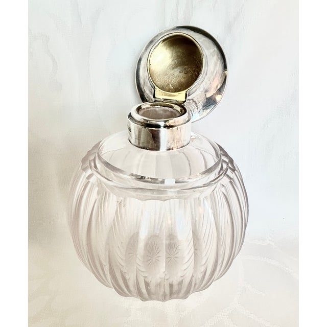 Art Deco Pair of Antique Henry Clifford Davis Sterling Silver & Blue Guilloche Enamel Vanity Bottles, Birmingham 1919 For Sale - Image 3 of 17