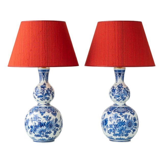 Blue & White Ceramic Table Lamps with New Vermilion Silk Shades from Royal Delft, 1974, Set of 2 For Sale