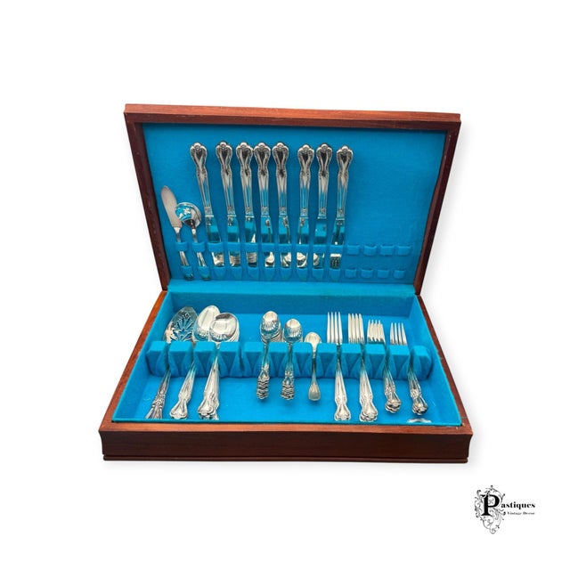 Metal Vintage Rogers Bros International Silver 1881 Arbor Rose Pattern Traditional Style Silverplate Flatware - Set of 46 For Sale - Image 7 of 7