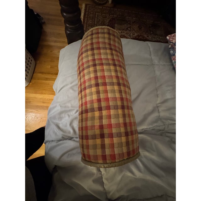English Custom King English Country Bedding Ensemble For Sale - Image 3 of 5
