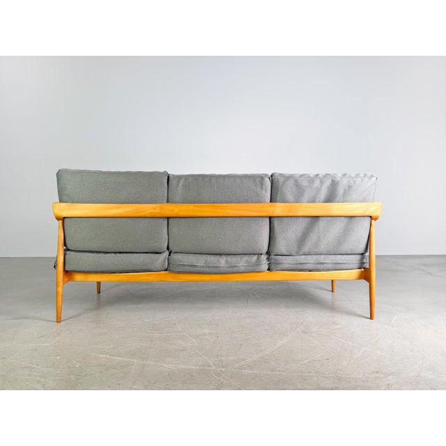 Mid-Century Sofa by Walter Wilhelm for Knoll Antimott For Sale - Image 5 of 8