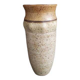 Late 20th Century Rustic Studio Pottery Vase Hand-Thrown Speckled Stoneware With Artist Signature For Sale