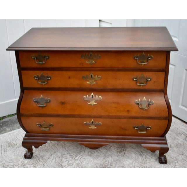 1990s Vintage Mahogany Four Drawer Bombe' Commode/Chest W/Ball & Claw Foot For Sale - Image 5 of 12