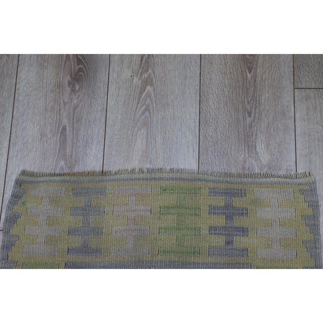 Gray 1980s Vintage Geometric Anatolian Kilim For Sale - Image 8 of 9