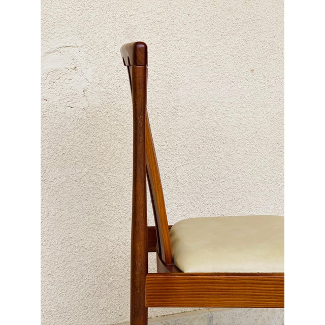 Scandinavian Chair in Walnut and Leather, 1960s For Sale - Image 9 of 10