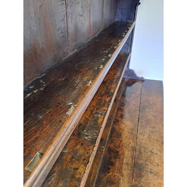 Brown Small 18th Century North Welsh Oak Dresser, 1750s For Sale - Image 8 of 11