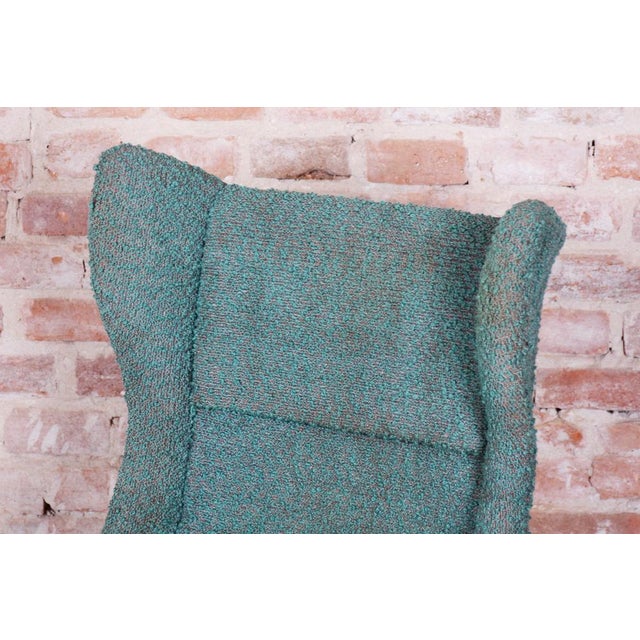 1960s Mid-Century Czech Fiberglass Wingchair attributed to Miroslav Navratil, 1960s For Sale - Image 5 of 10