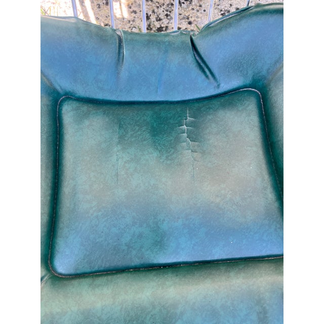 Mid-Century Modern Swivel Wire Chairs with Wooden Armrests, 1970s, Set of 2 For Sale - Image 9 of 18