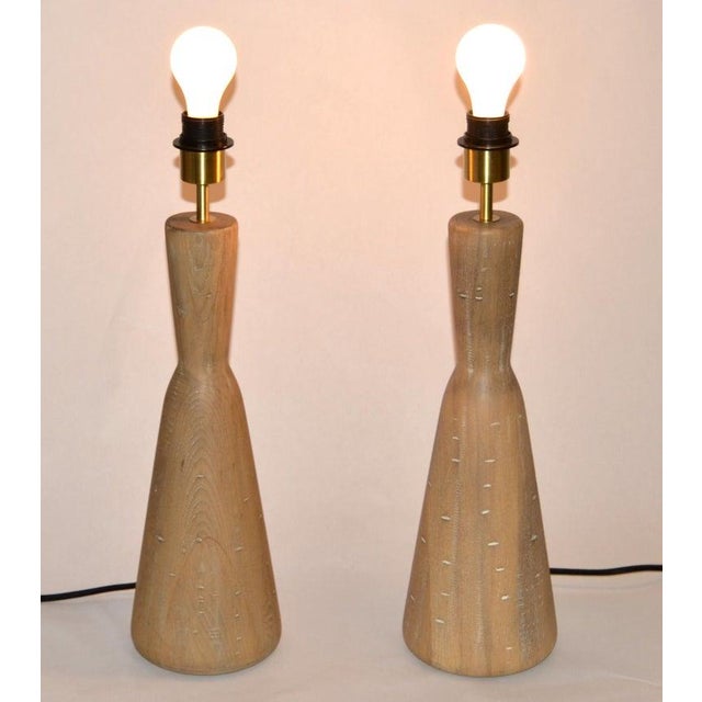 Arne Jacobsen Vintage Natural Tapered Solid Wood Brass Table Lamps Mid-Century Modern, Pair For Sale - Image 4 of 18