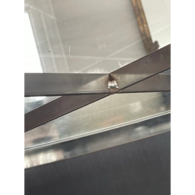 1990s Round Chrome and Thick Glass Coffee Table For Sale In New York - Image 6 of 11