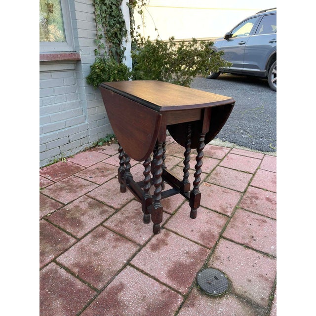 Antique English Table Drop Leaf Gateleg Barley Twist Oak Oval C. 1920-30s For Sale - Image 4 of 8