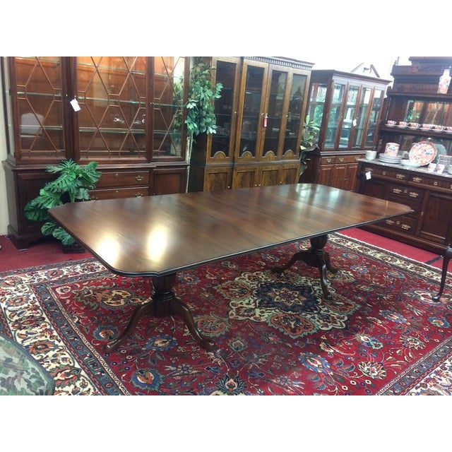 Vintage Mahogany Dining Table, Jamestown Sterling Furniture For Sale - Image 6 of 10