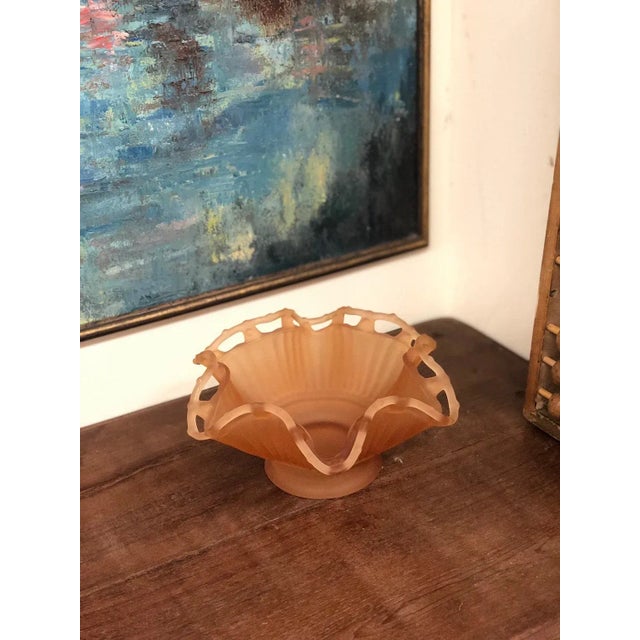 1970s Vintage Mid-Century Pink Bowl With Winding Detail For Sale - Image 4 of 8