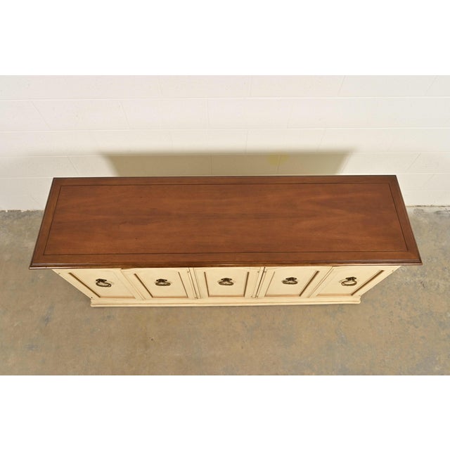 Drexel French Provincial Louis XV Cream Lacquered Sideboard Credenza, 1960s For Sale - Image 9 of 12
