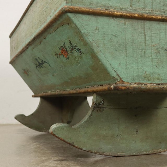 Antique Cradle in Lacquered Wood, Italy, 20th Century For Sale - Image 6 of 9