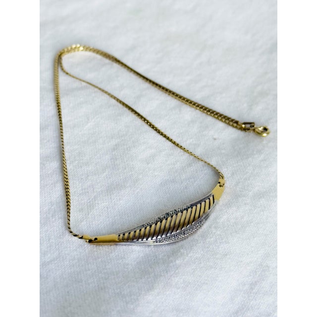 Vintage 1980s Italian Gold Two-Tone Herringbone Collar Necklace For Sale - Image 10 of 17