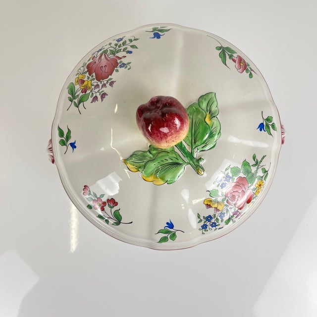 Small Streetlight Model Tureen with Pink Pattern from KG Lunéville, 1980s For Sale - Image 4 of 10