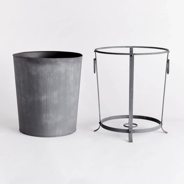 Transitional Oberon Planter Large For Sale - Image 3 of 4