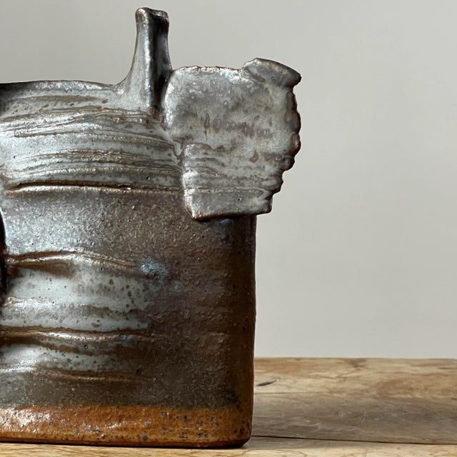 Ceramic 1974 Vicki Pollack Ceramic Modernist Dimensional Vessel, Signed For Sale - Image 7 of 8
