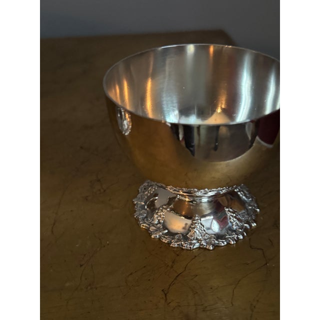 Vintage 11.50 Inches Bunch Bowl and 18 Cups For Sale In Birmingham - Image 6 of 16