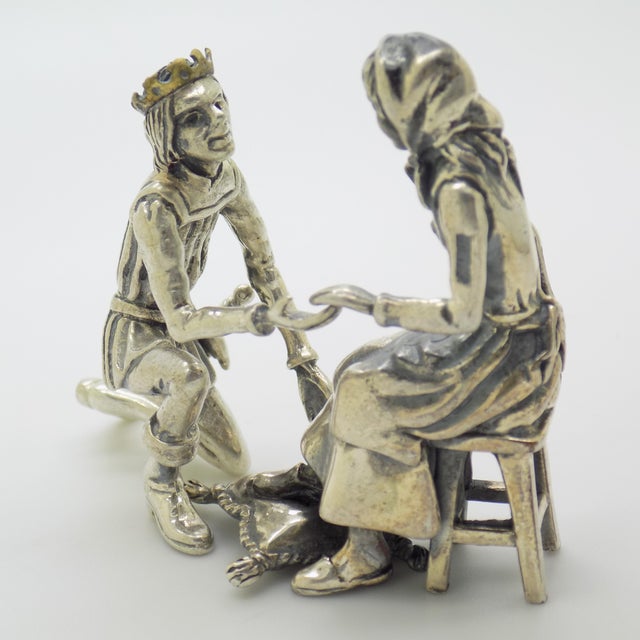 1970s Vintage Italian Cinderella and Prince Silver 800 Figurine Duo by Arezzo Silversmiths, 1970s For Sale - Image 5 of 14