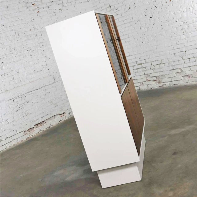 Mid Century Modern Scandinavian Style China Display Cabinet W/ White Case & Teak Front For Sale - Image 6 of 13