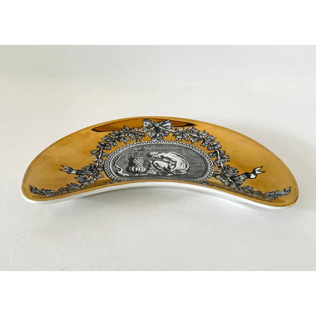 Figurative Single Medaglioni Piero Fornasetti Gilt Porcelain Cresent Shaped Catchall Tray For Sale - Image 3 of 12