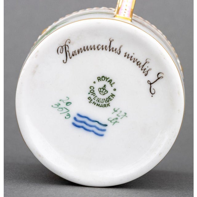 Royal Copenhagen "Flora Danica" Teacups, Pair For Sale In New York - Image 6 of 10