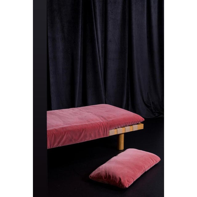 The feather-light in response to massive reclining furniture is a reminiscence of Mediterranean culture of sleep....